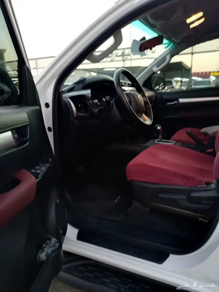 للبيع هلكس 2023 ديزل فل كامل سعودي بحالة الوكالة 7