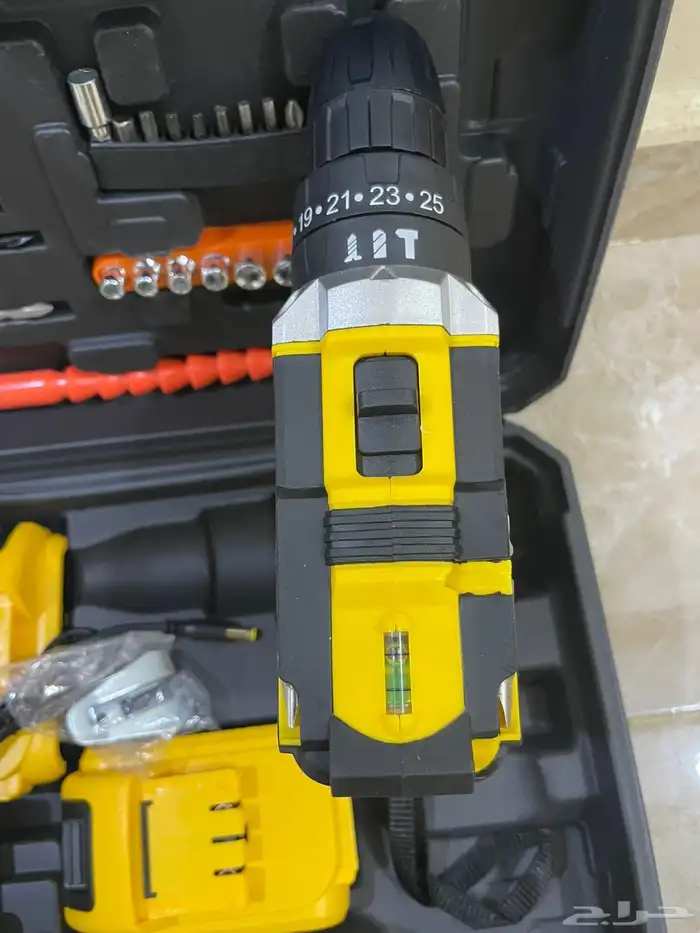 دريل لاسلكي وعدة 94 قطعة 1