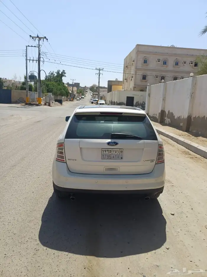 سيارة فورد مستعملة ونظيفة ممشى 300 1