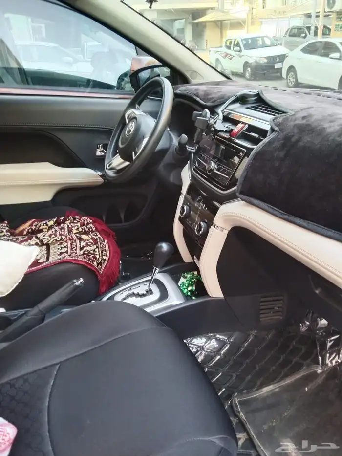 سيارة تويوتا راش موديل 2020 للبيع 3