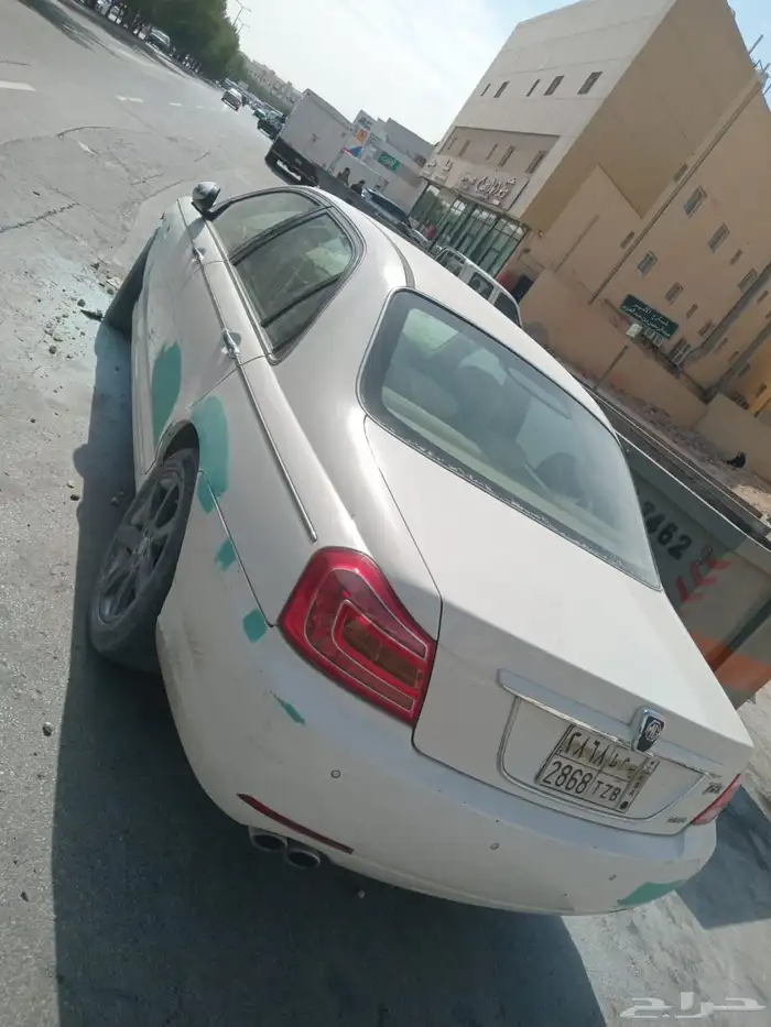 سيارة تشليح تسببت لحريق من الامام كما موضح في الصوره 1