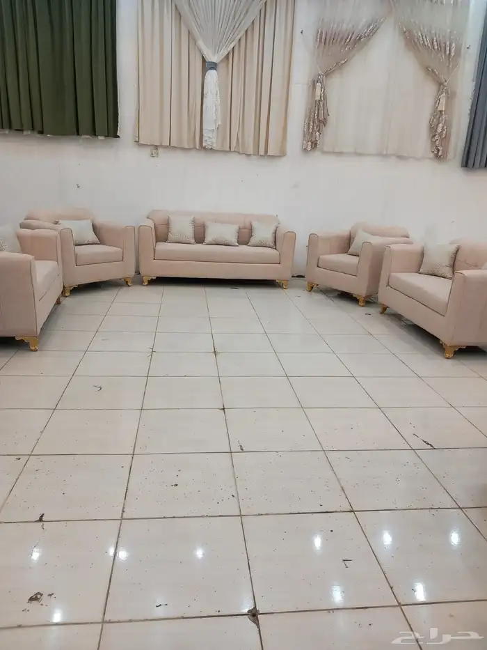 طقم 5قطع جاهز الي تسليم فوري 1800 8