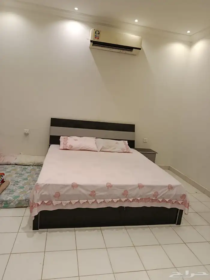 غرفة نوم ومجلس وبوتجاز خمس عيون بالفرن والانبوبة والمنظم 3