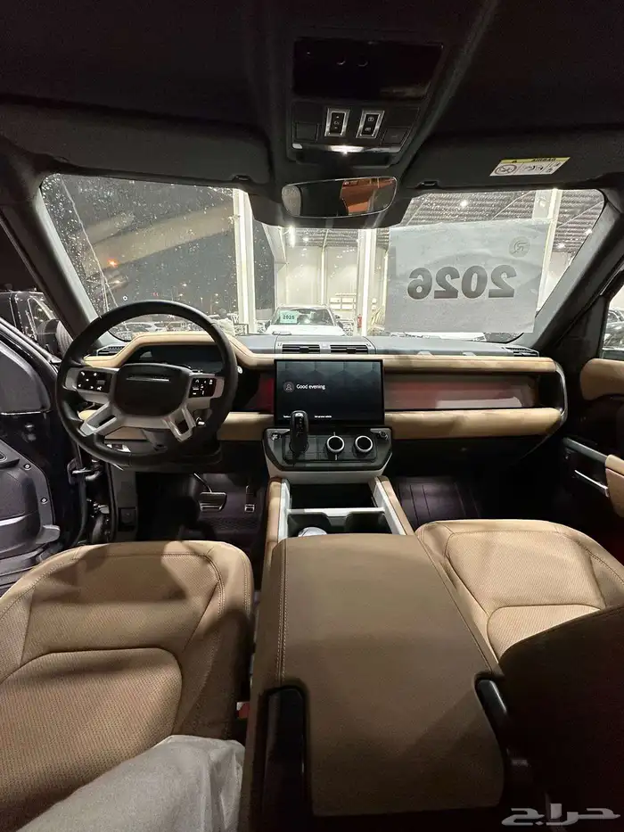 لاند روفر ديفندر 4سلندر SE 7