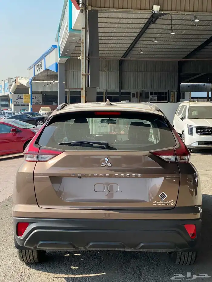 ميتسوبيشي اكليبس كروس موديل 2023 عرض خاص 1