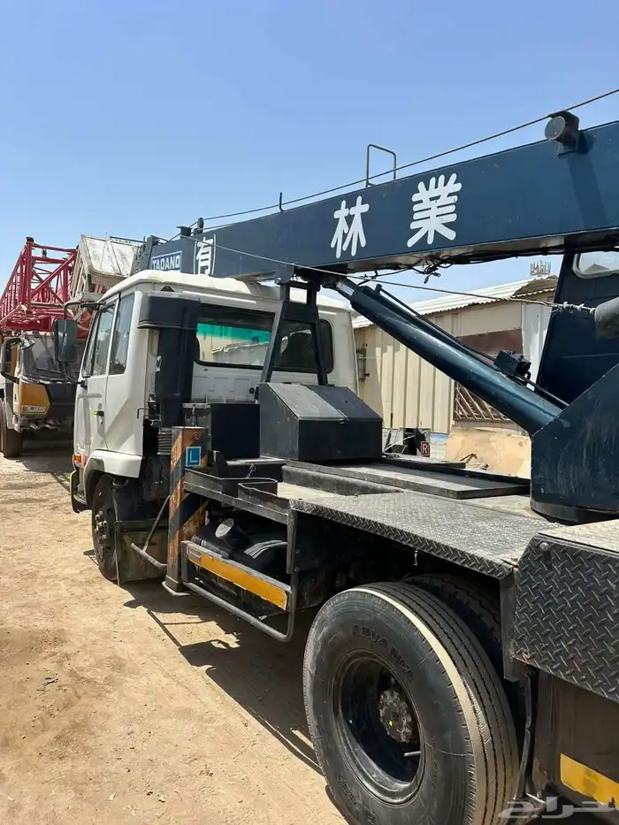 كرينات للأيجار يومية أو إيجار شهري 1