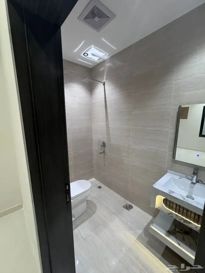 شقق مستقله للبيع في صامطه 8