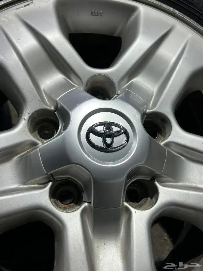 جنوط جيب لاند كروزر 2007 اصلي مع كفرات شاهين 900.17 ت23 4