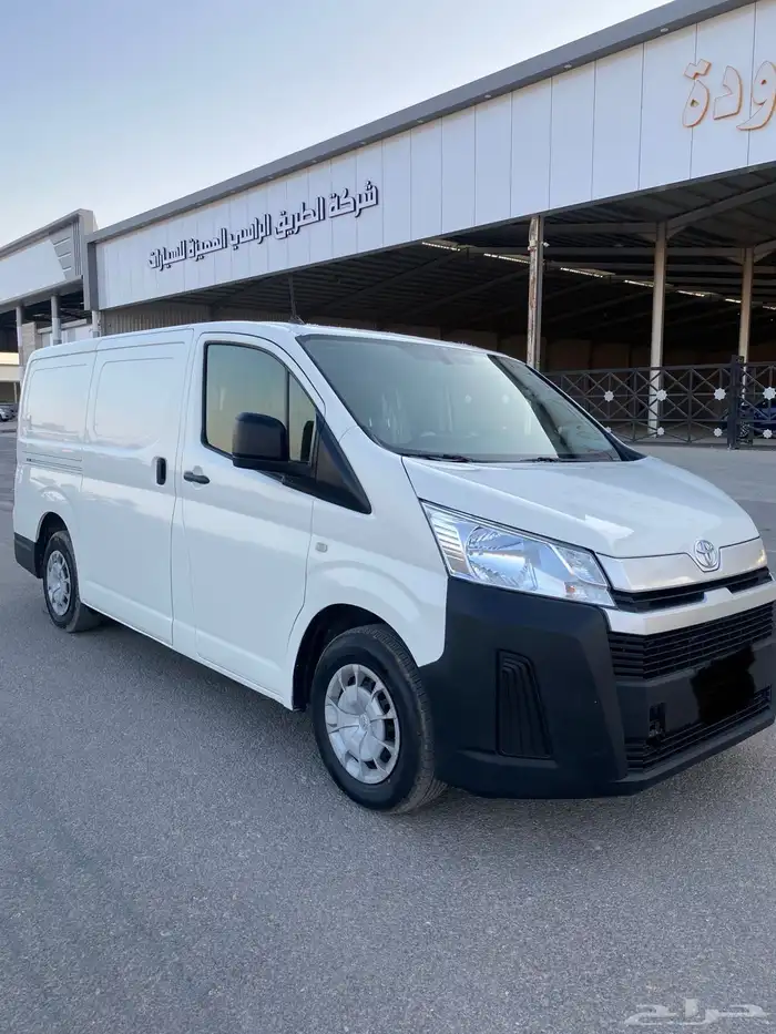 تويوتا باص 2023 بضاعه ديزل للبيع 1