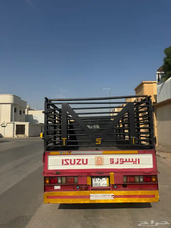 للبيع دينا ايسوزو 2023 صندوق 3