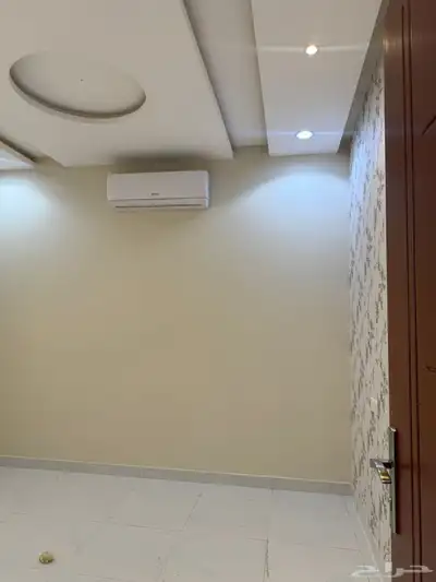 شقة فاخرة خمس غرف للإيجار بحي المعيزيله index