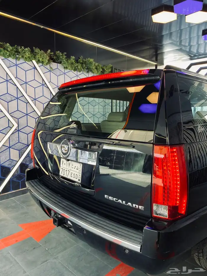 كاديلاك إسكاليد 5