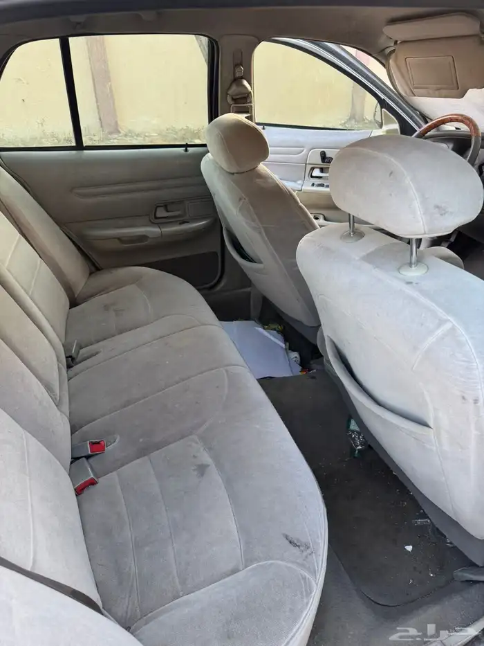 فورد فكتوريا 2002 0