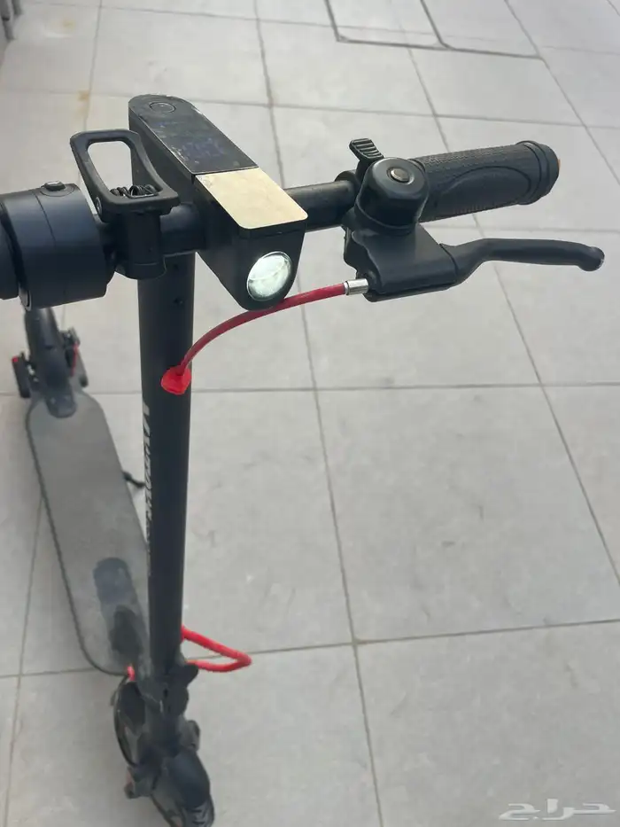 للبيع سكوتر كهربائي نظيف 3