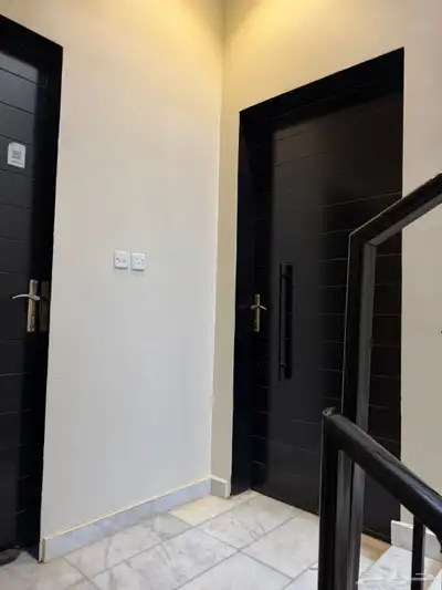 شقة فاخرة خمس غرف للإيجار بحي المعيزيله index