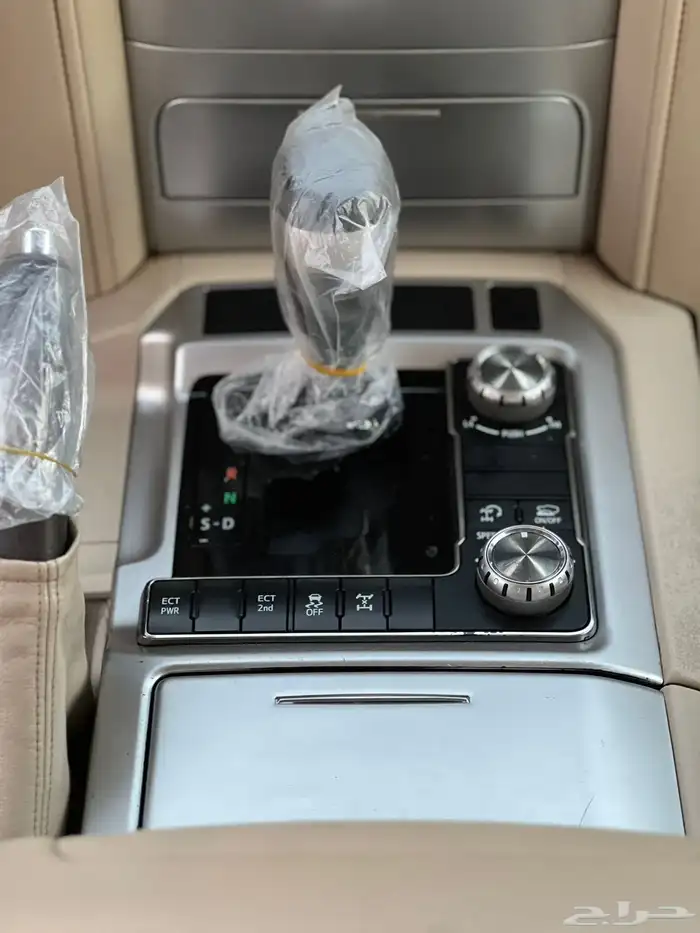 لاندكروزر 2019 تورينق سعودي 10