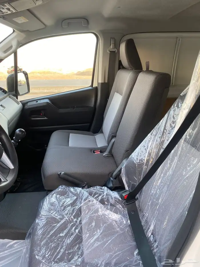 تويوتا باص 2023 بضاعه ديزل للبيع 5