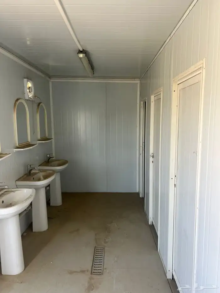 مرتبل بركس دورات مياه اكرمكم الله 0