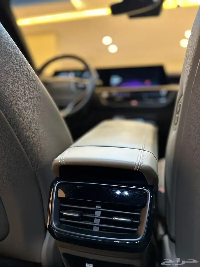 كيا K8 2022 ( بنزين ) فل كامل بحالة الوكالة 17