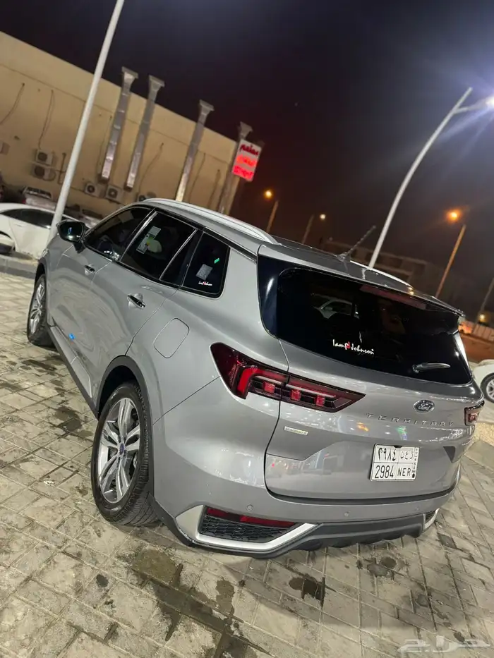 للتنازل بدون مقابل - فورد تيريتيوري موديل 2024 (رمادي) 1