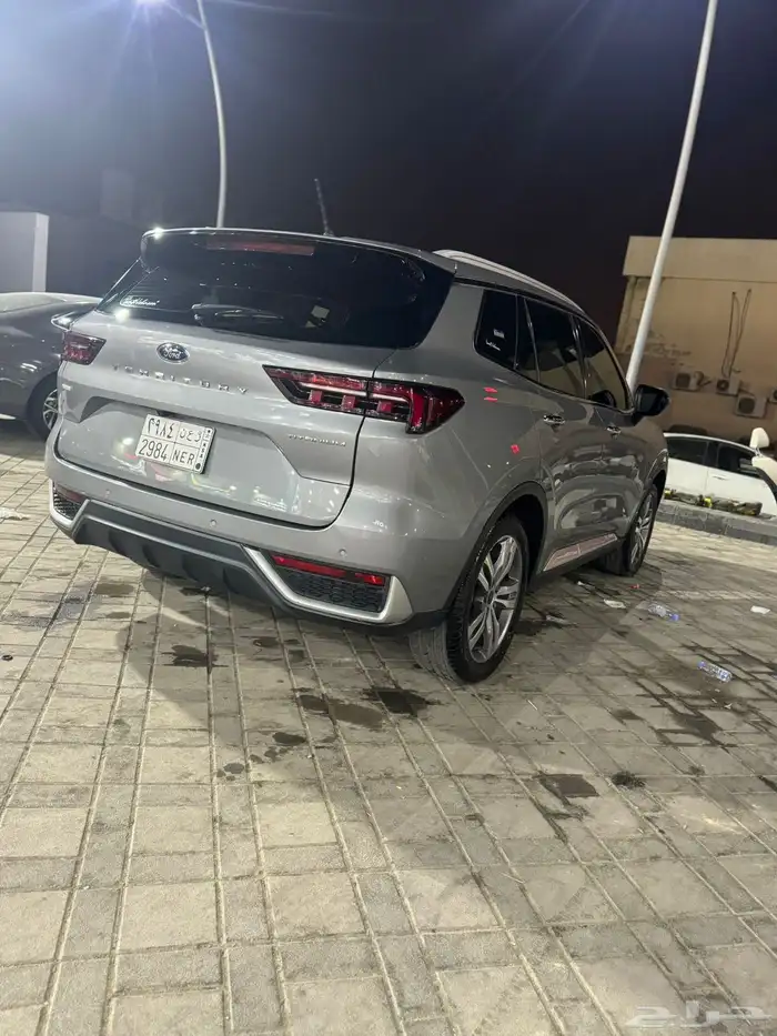 للتنازل بدون مقابل - فورد تيريتيوري موديل 2024 (رمادي) 4