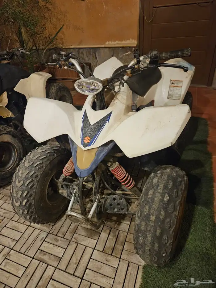 للبيع دباب سوزوكي 90 0