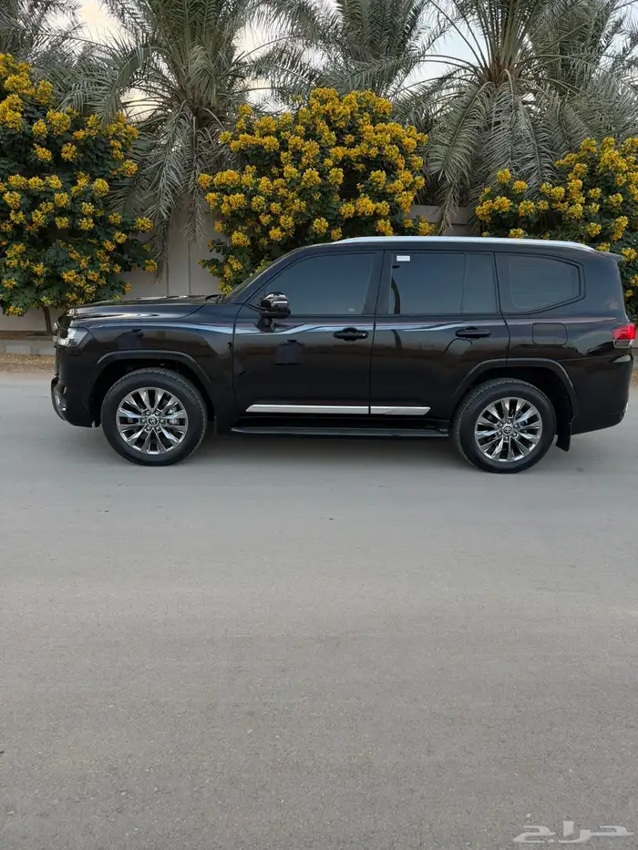 GXR 2023 (رقم 3 ) اسود 4