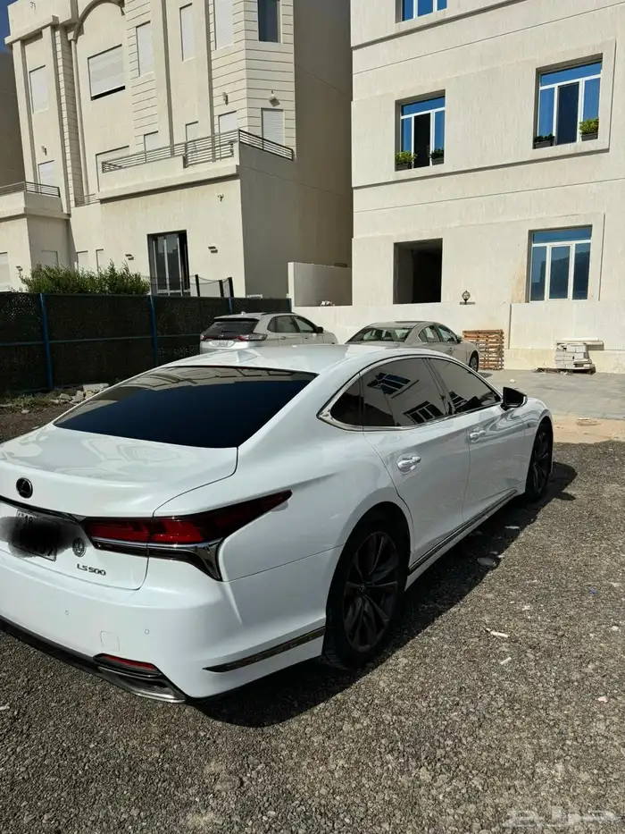 لكزس 2019 LS500 F Sport 3