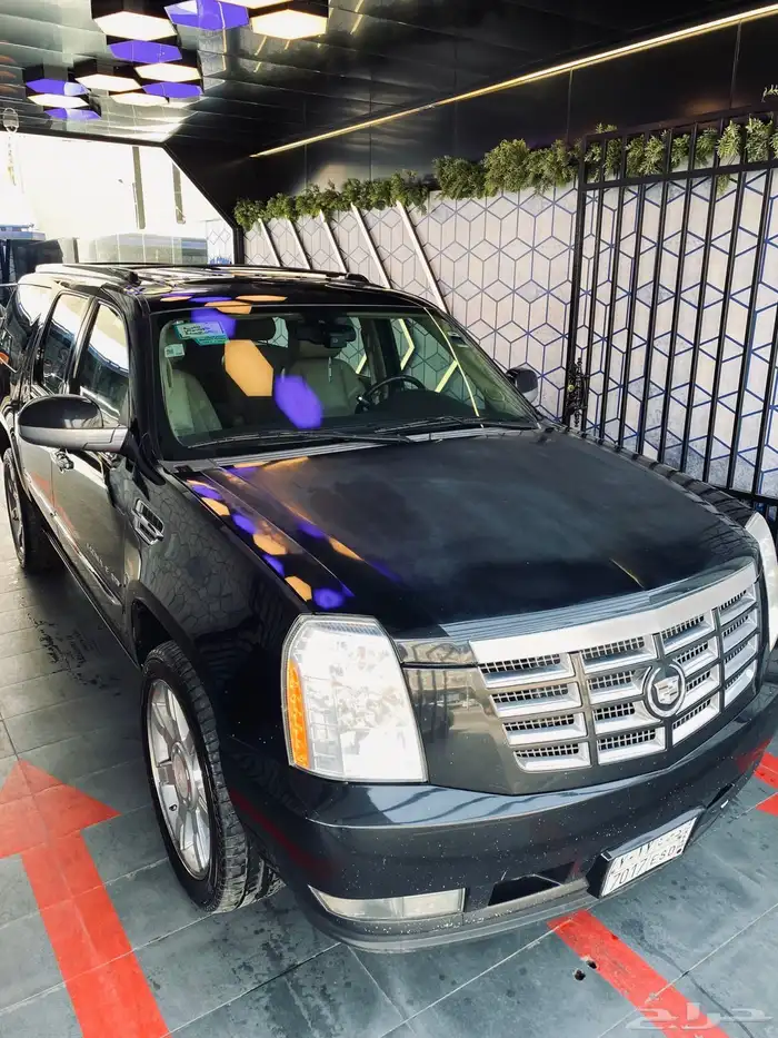 كاديلاك إسكاليد 4