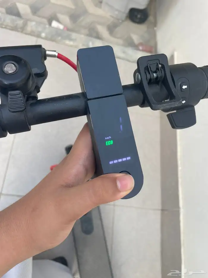 للبيع سكوتر كهربائي نظيف 12