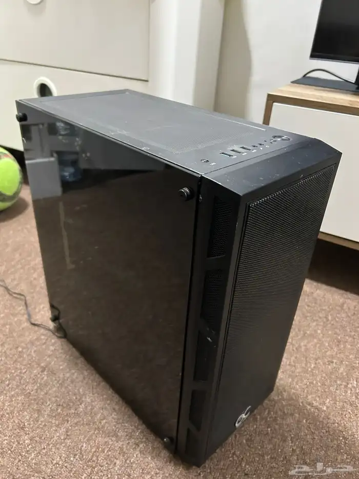 PC بي سي للبيع نظيف ولايوجد به مشاكل 2