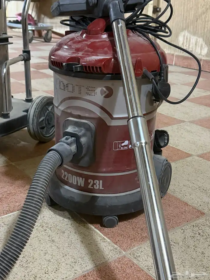 مكنسة كهربائية كبيره وصغيره البيع مستعجل 3