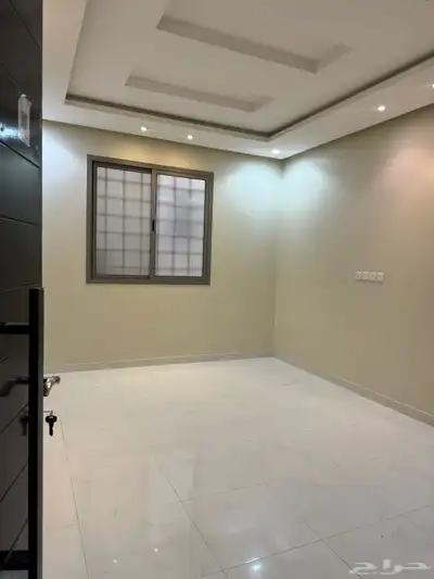 شقة فاخرة خمس غرف للإيجار بحي المعيزيله index