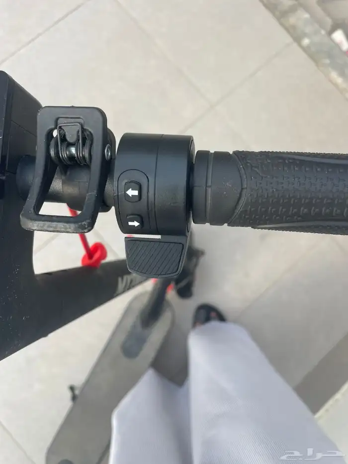 للبيع سكوتر كهربائي نظيف 7