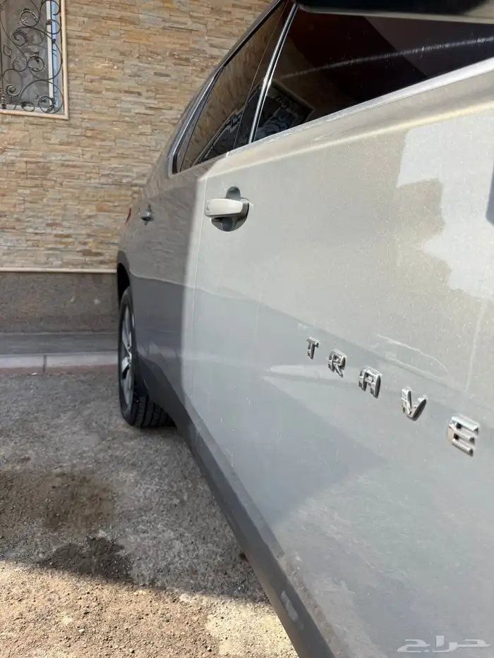 شيفروليه ترافيرس 10