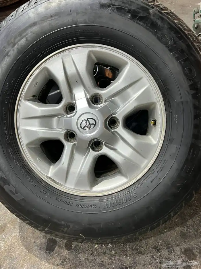 جنوط جيب لاند كروزر 2007 اصلي مع كفرات شاهين 900.17 ت23 24