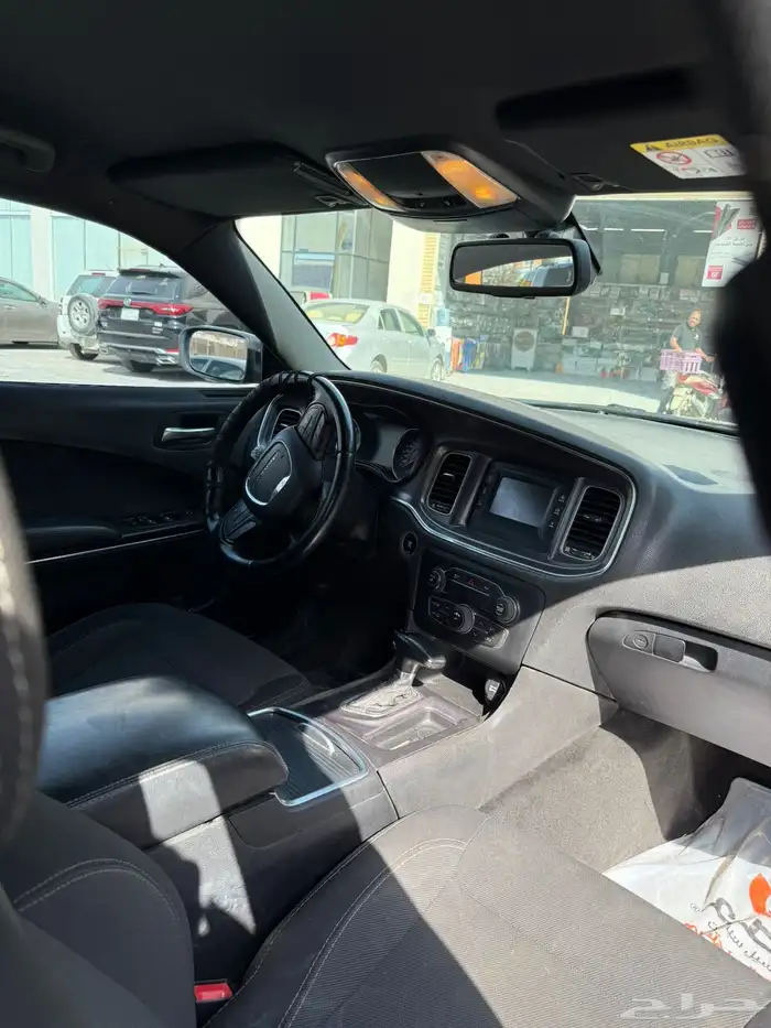 تشارجر ستاندر 6 سلندر. موديل 2015 4