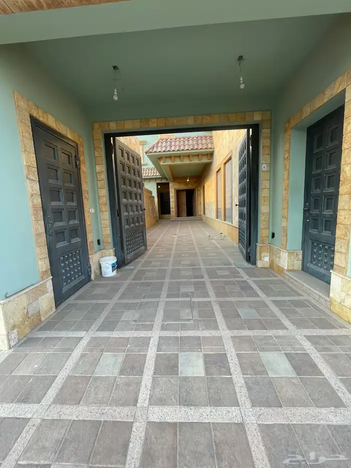 للبيع فيلا مميزة كبيرة في حي البندر أبحر الشمالية 1