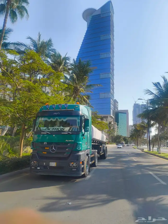 توريد مياه تحلية 30 طن صهريج كبير 0