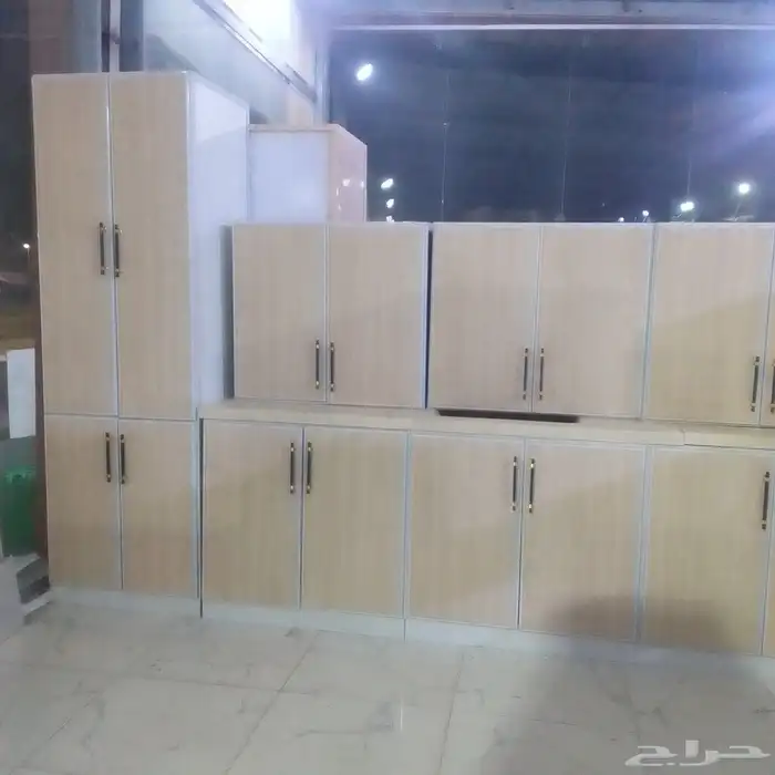 مطبخ مستعمل 8متر ونص واجهة جديد عرض 60 رخام صناعي 2