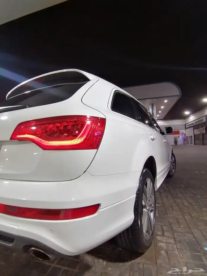 للبيع أودي Q7 موديل 2011 S-Line 7