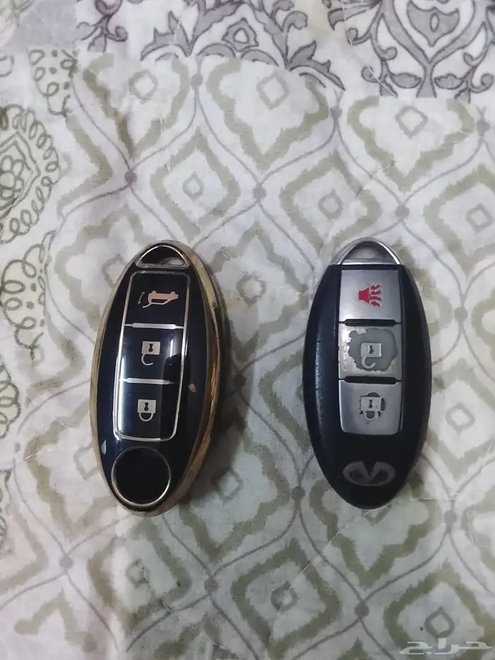 مفتاح انفنتي من2006-2010مع الجراب ومفتاح اكسنت 2010 1
