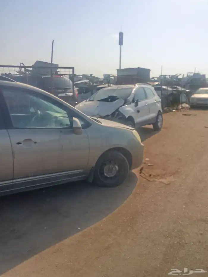 يوجد لدينا جميع انواع قطع غيار سيارات تشليح الحمدانية 6