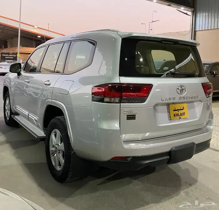 تويوتا لاندكروزر موديل 2023 رقم 3 4