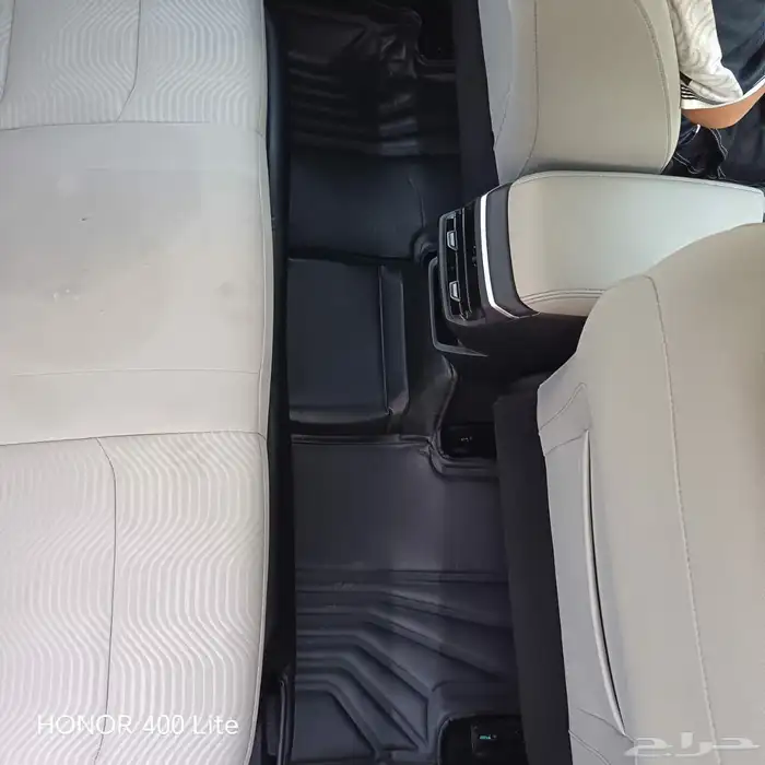 سيارة   جيلي امجراند نص فل الممشى   62 ألف المديل   2023 2