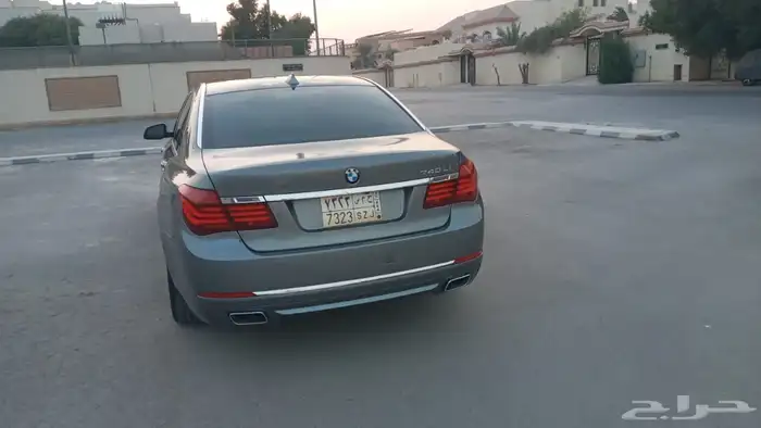 بي إم دبليو 740 موديل 2015 للبيع 8