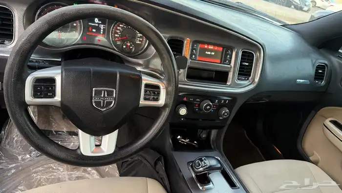 دوج تشارجر 8