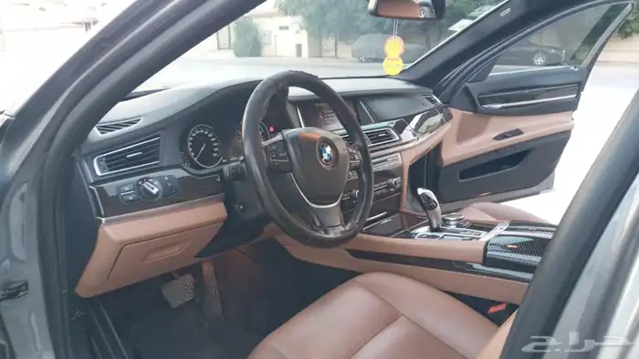 بي إم دبليو 740 موديل 2015 للبيع 6