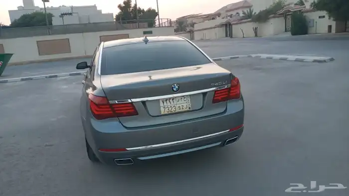 بي إم دبليو 740 موديل 2015 للبيع 4
