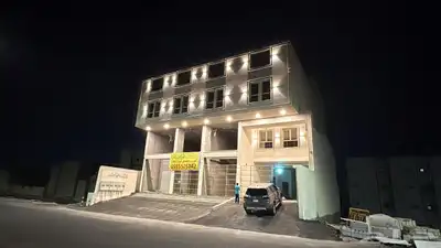 مبنى تجاري آداري ومحلات في ولي العهد 3 للإيجار index